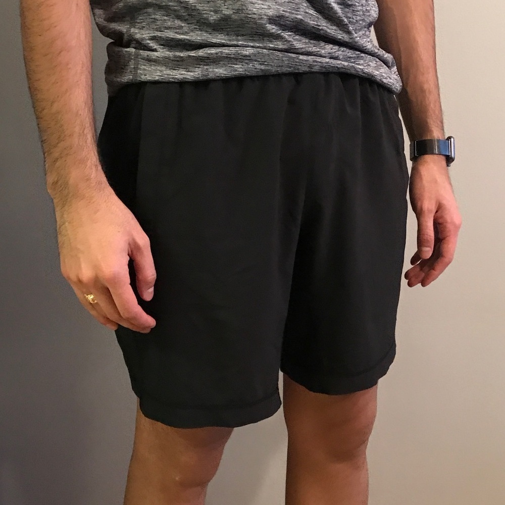 Lululemon Pacebreaker Short - Large